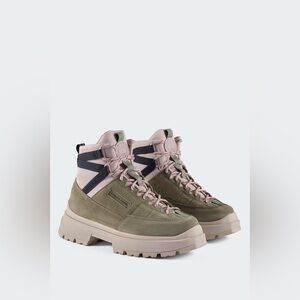 Canada Goose Journey Lite Boots Size 9.5 NIB